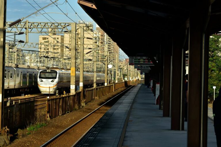 innovative online network hub