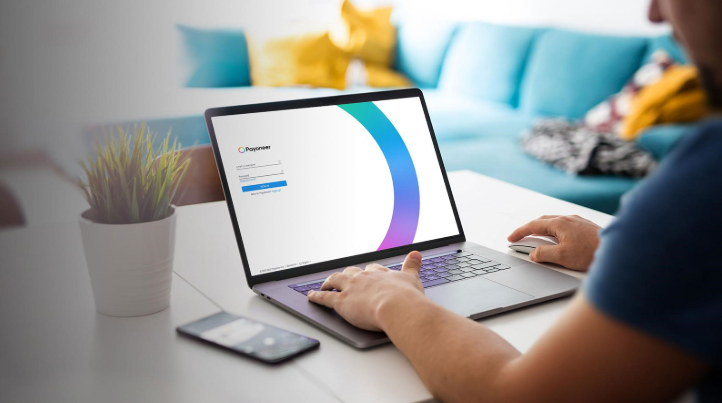 What are cross-border payments? How B2B businesses can use Payoneer for global transactions